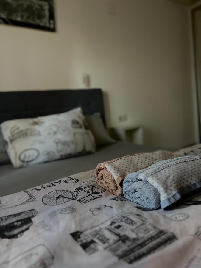 Cozy Apartment In The City Center Skopje Exterior photo